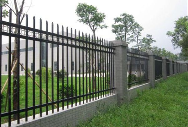 锌钢护栏