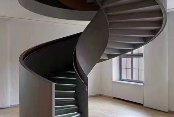 旋转楼梯